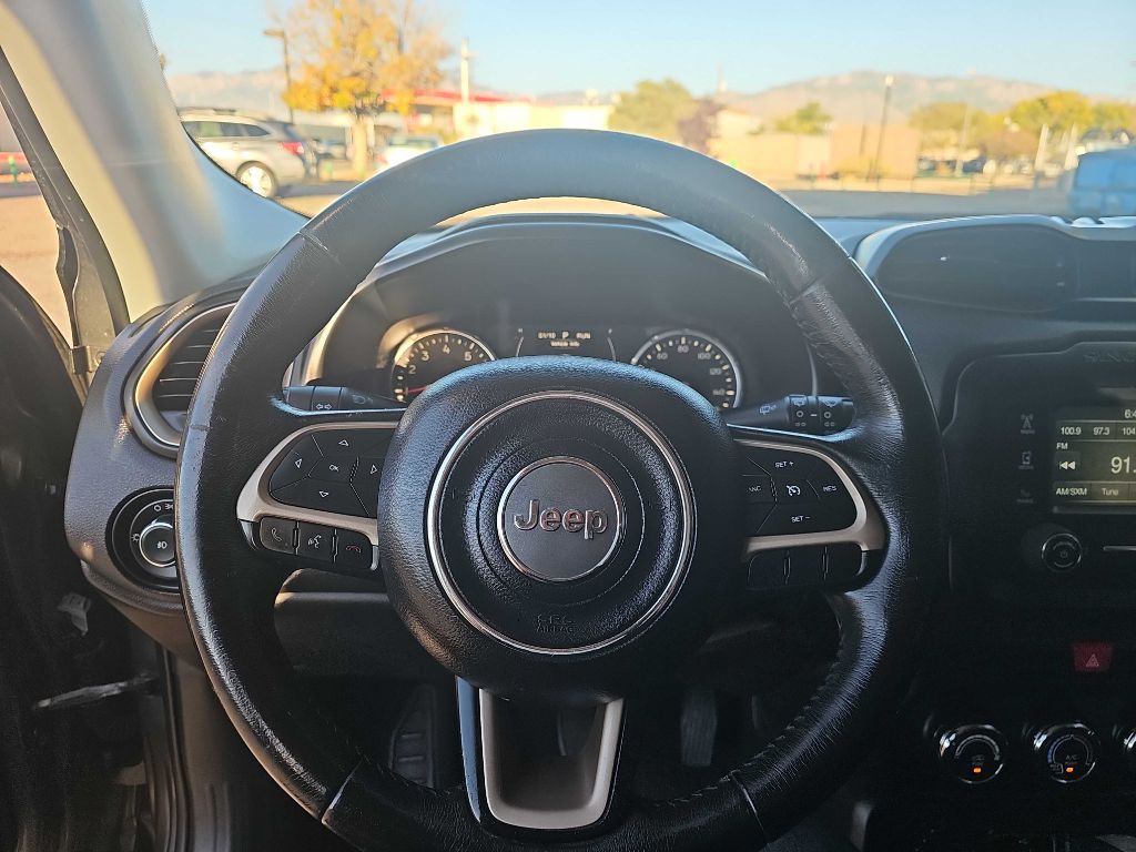 2017 Jeep Renegade Image 6