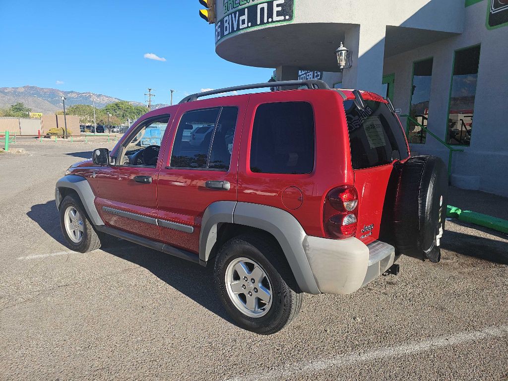 2006 Jeep Liberty Image 4