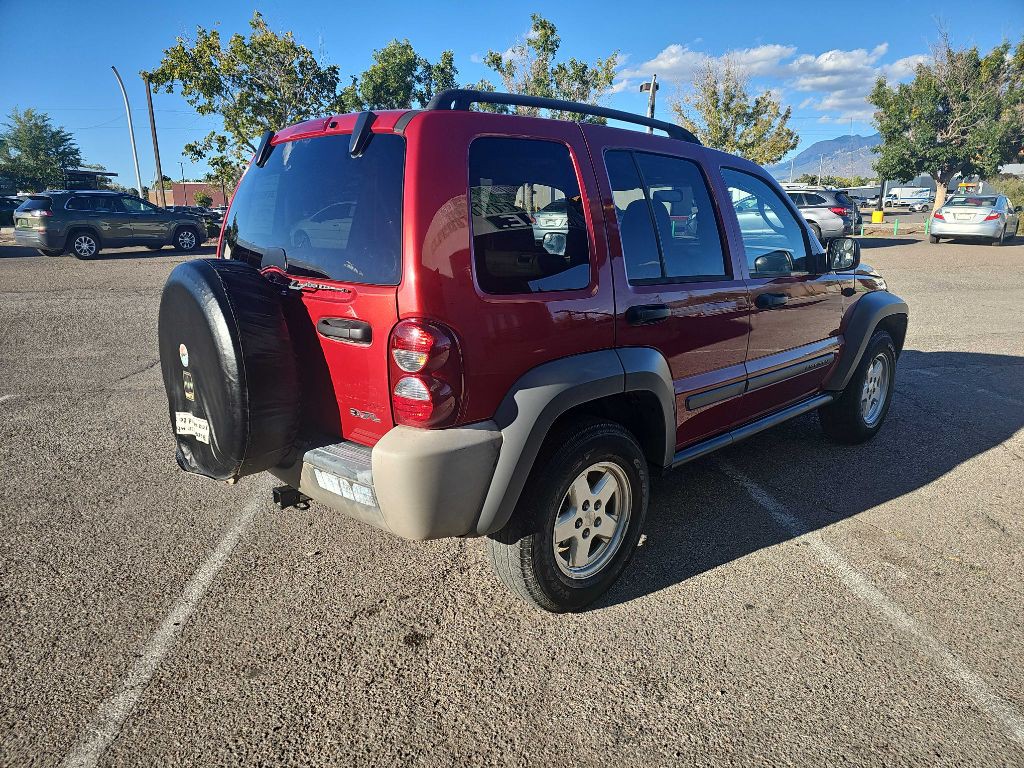 2006 Jeep Liberty Image 5