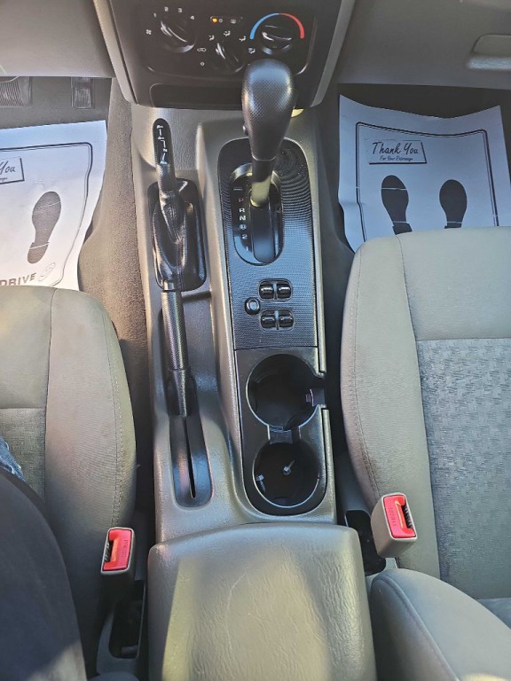 2006 Jeep Liberty Image 11