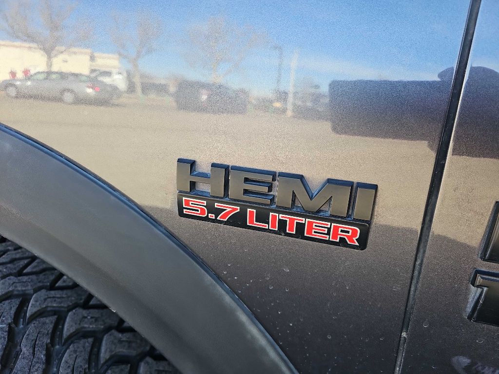 2016 RAM 1500 Image 9