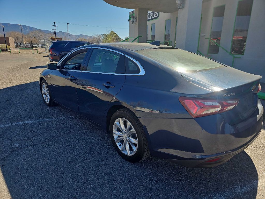 2019 Chevrolet Malibu Image 4