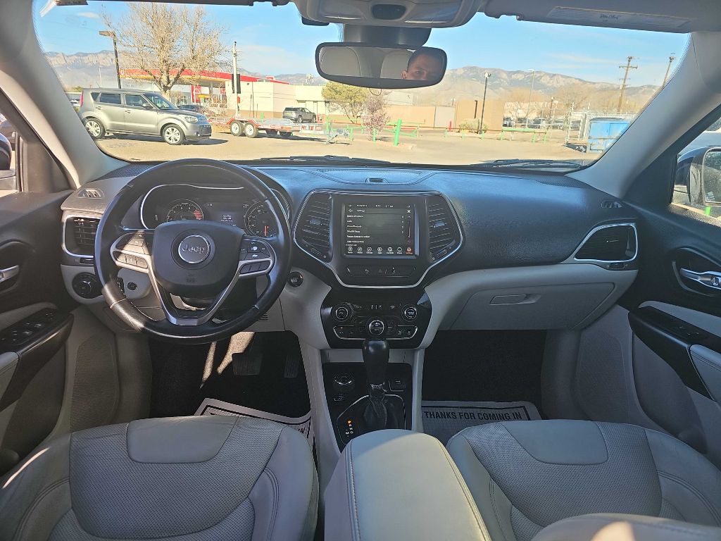 2021 Jeep Cherokee Image 17