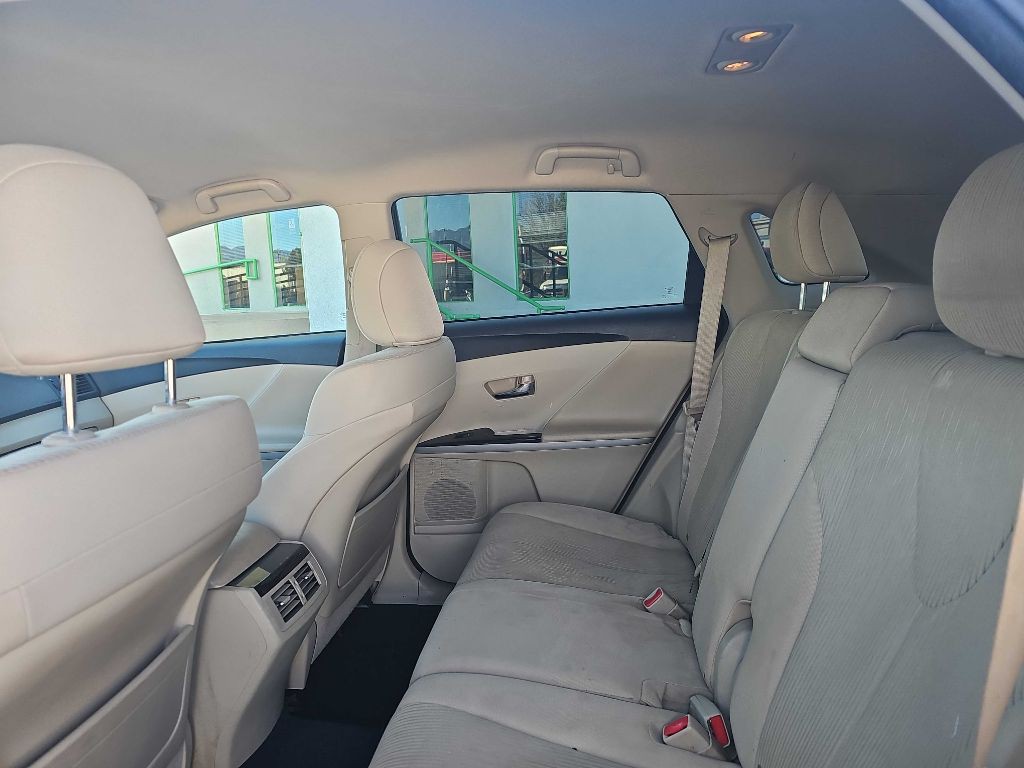 2009 Toyota Venza Image 10