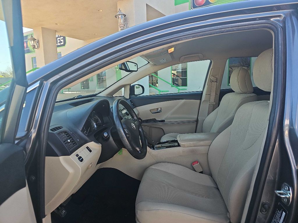 2009 Toyota Venza Image 11