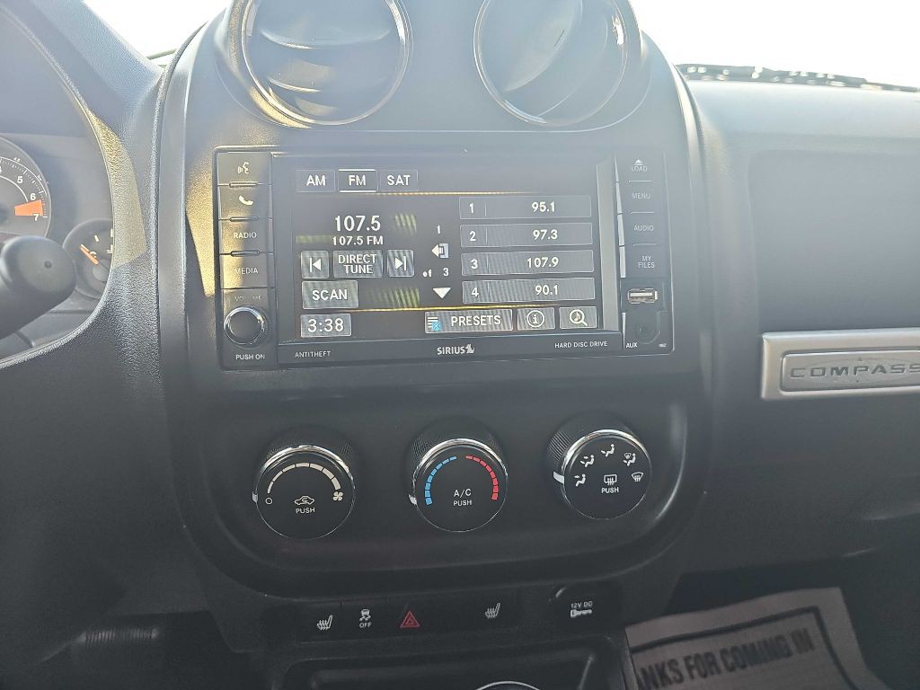 2014 Jeep Compass Image 7