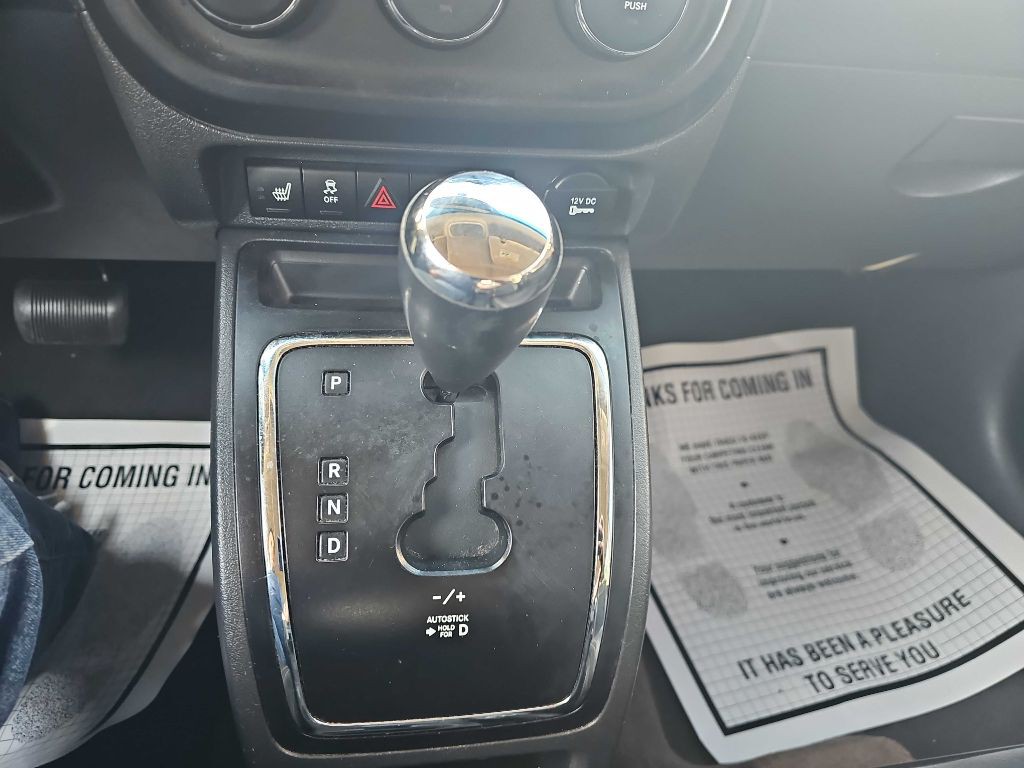 2014 Jeep Compass Image 10