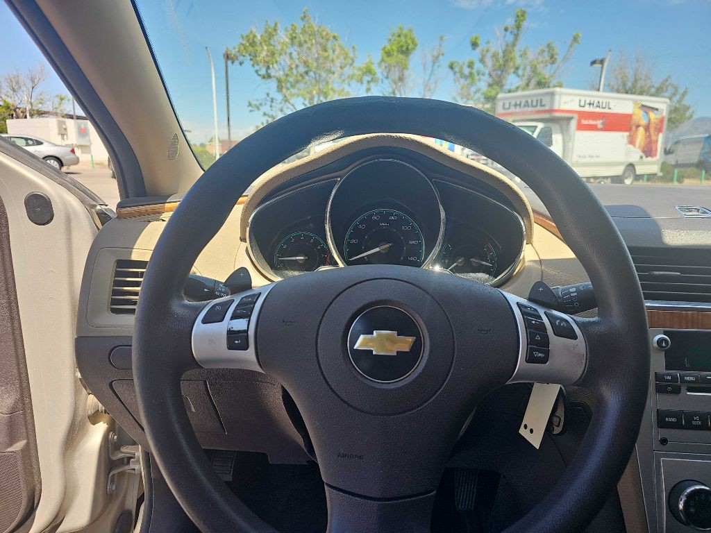 2010 Chevrolet Malibu Image 6