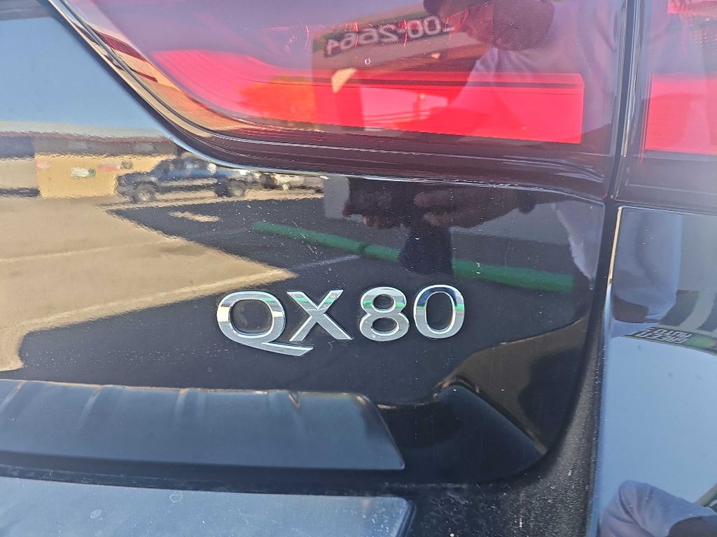 2019 INFINITI QX80 Image 6