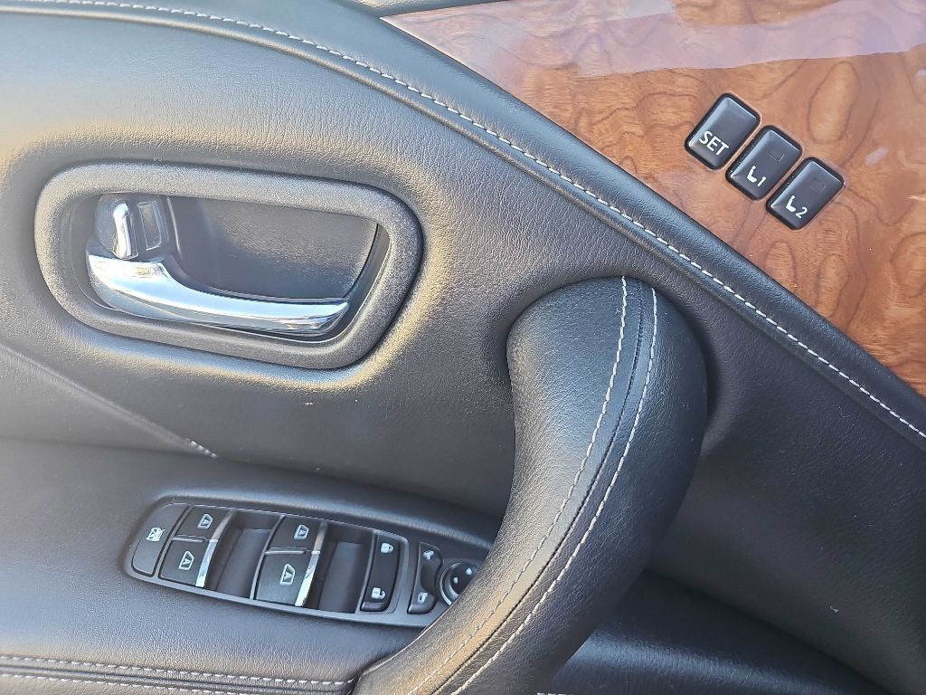 2019 INFINITI QX80 Image 18