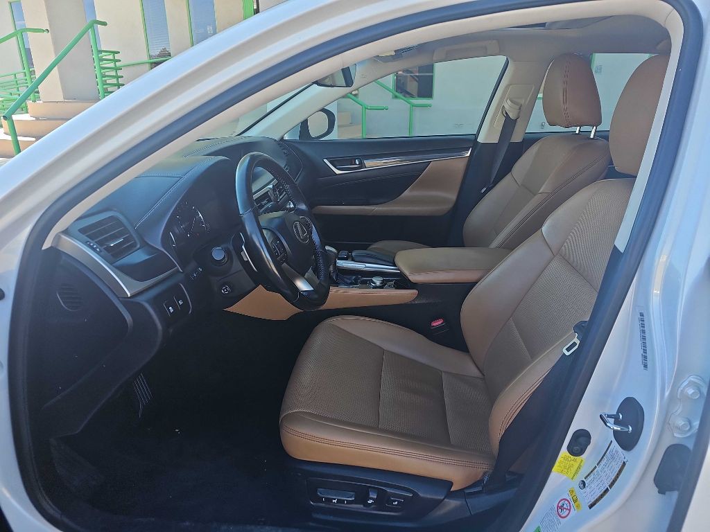 2018 Lexus GS Image 15