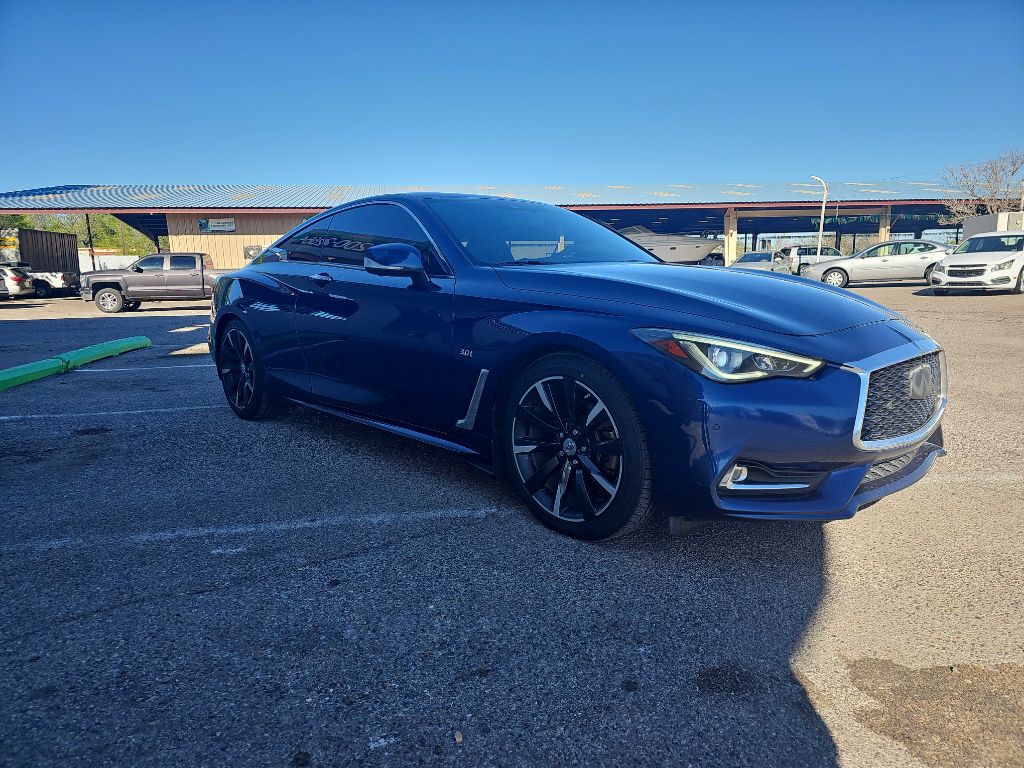 2018 INFINITI Q60 Image 3