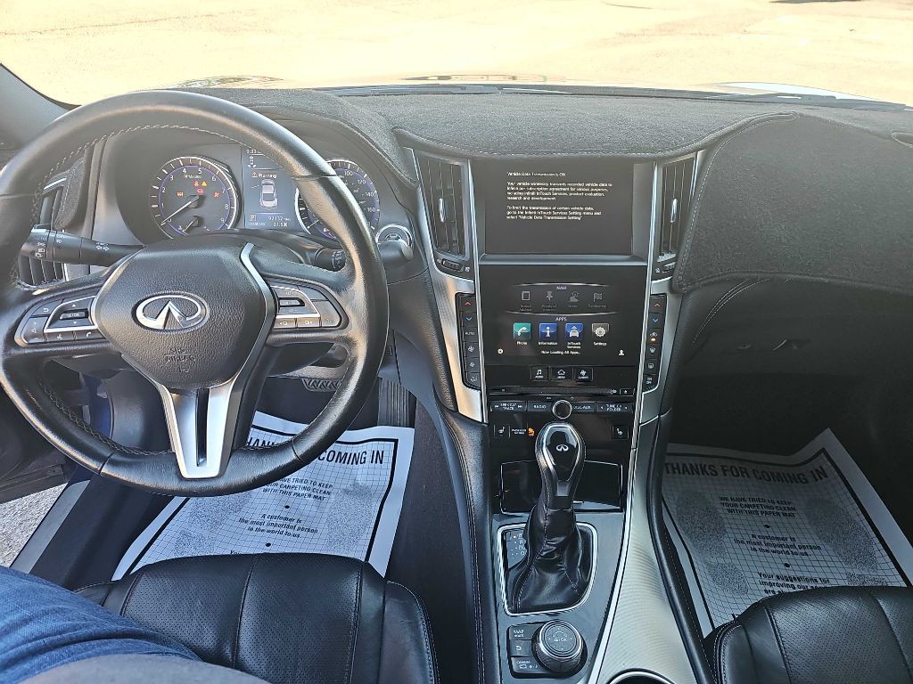 2018 INFINITI Q60 Image 8