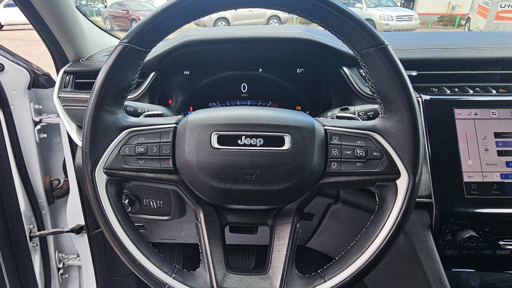 2022 Jeep Grand Cherokee Image 4