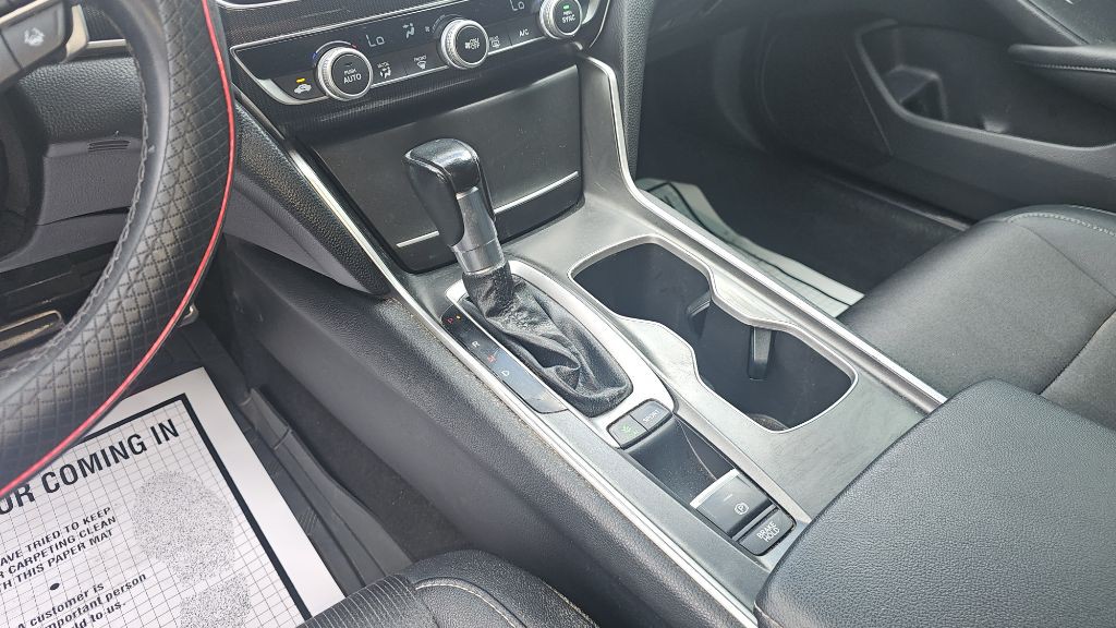 2020 Honda Accord Image 12