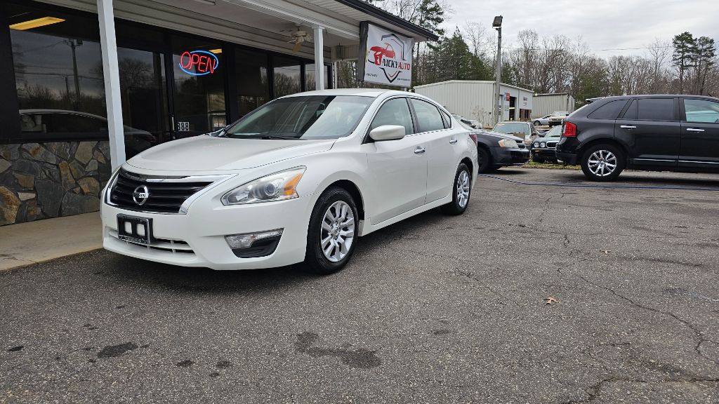 2014 Nissan Altima Image 5