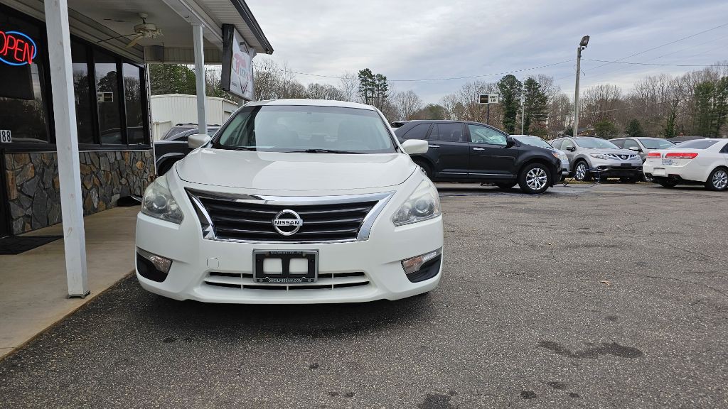 2014 Nissan Altima Image 6