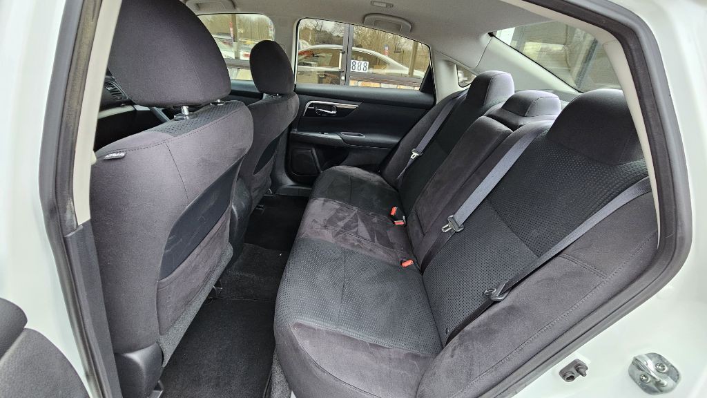 2014 Nissan Altima Image 7