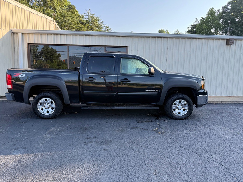 2007 GMC Sierra Image 16