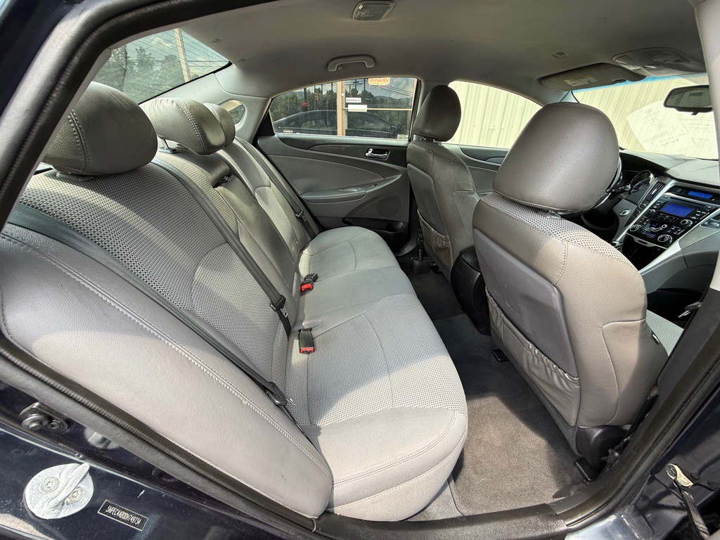 2013 Hyundai Sonata Image 9
