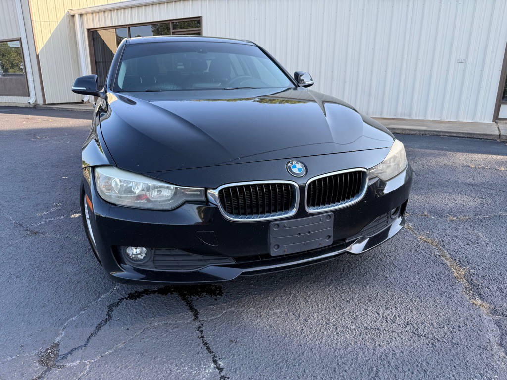 2015 BMW 3 Series Image 9