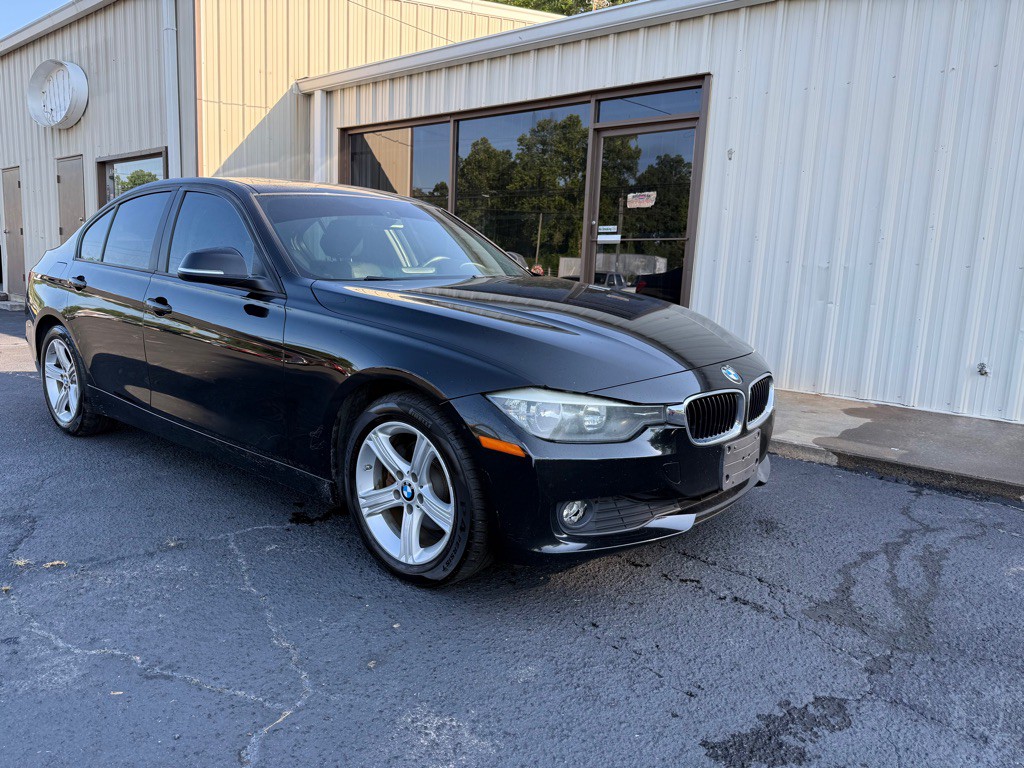 2015 BMW 3 Series Image 15