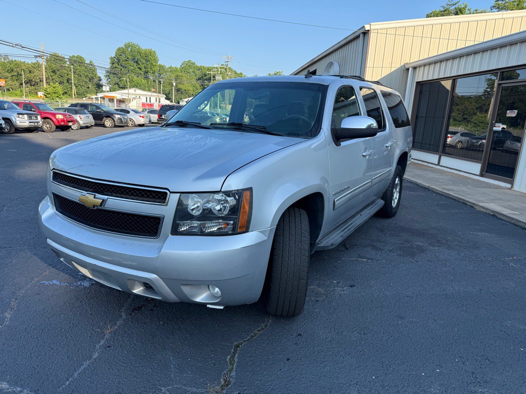 2013 Chevrolet Suburban Image 20