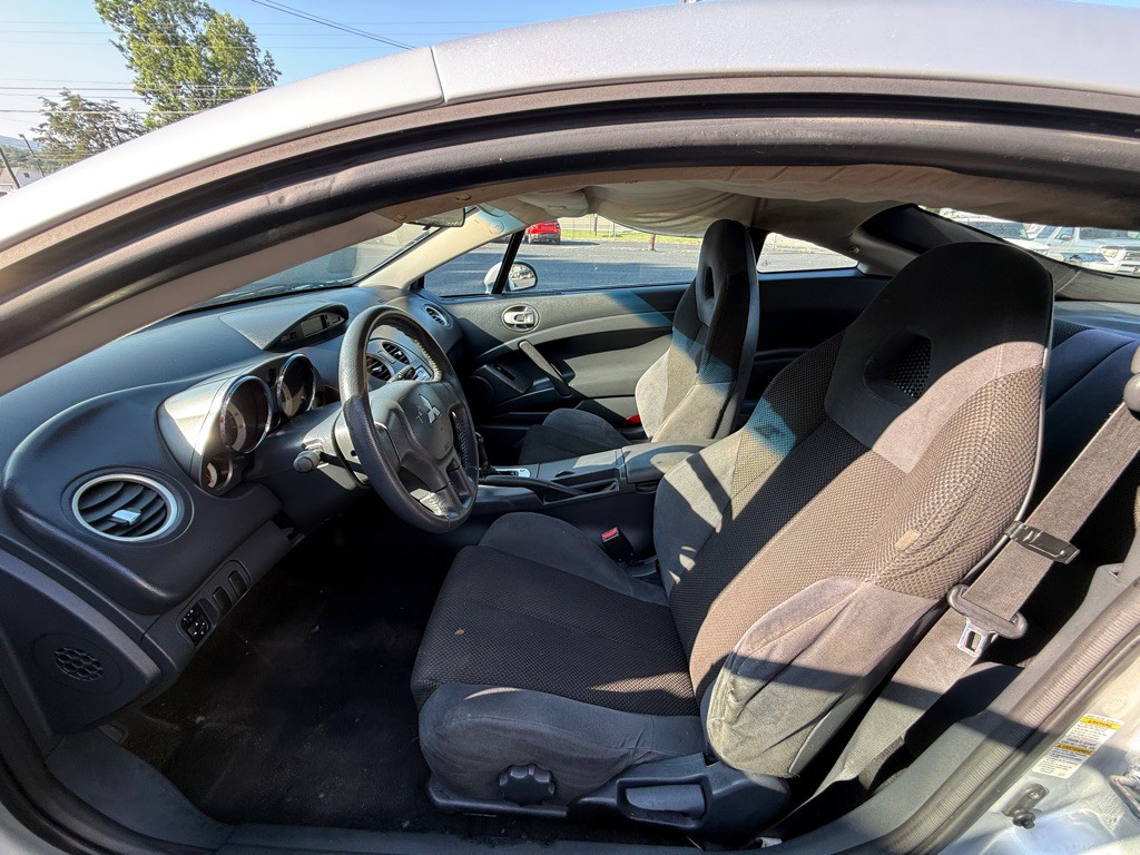 2007 Mitsubishi Eclipse Image 6