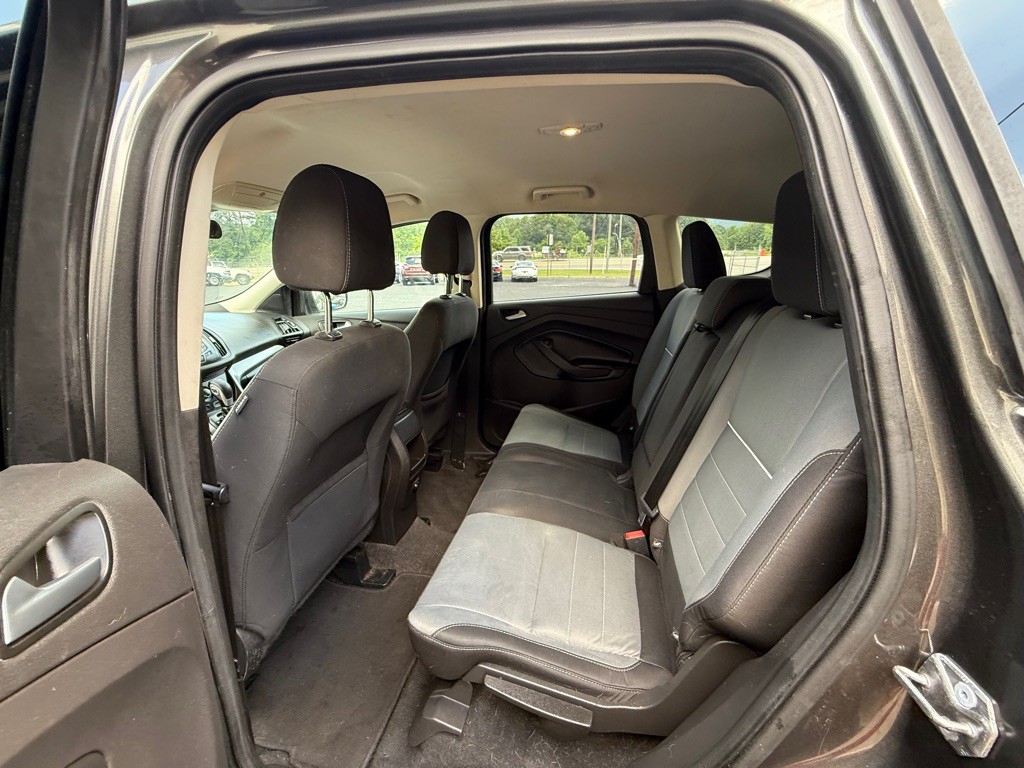 2015 Ford Escape Image 9