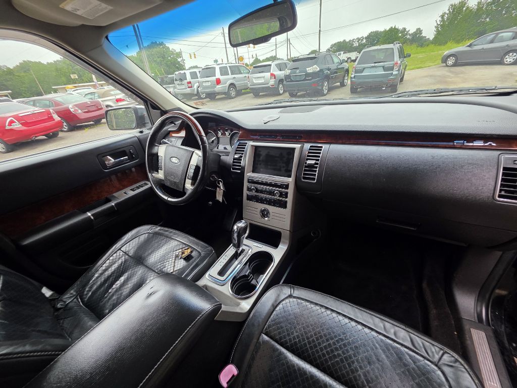 2009 Ford Flex Image 2