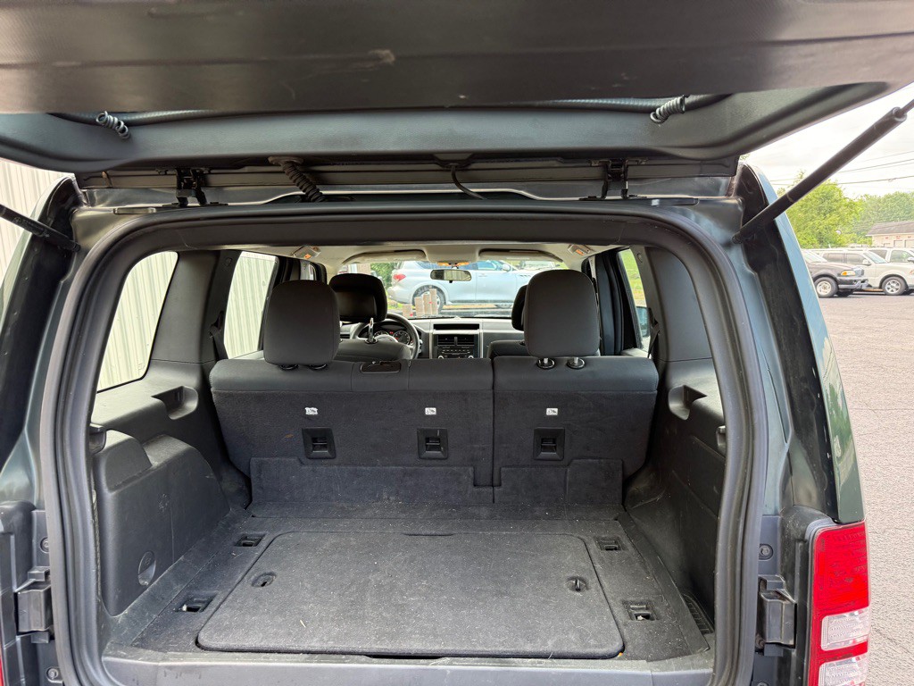 2012 Jeep Liberty Image 11