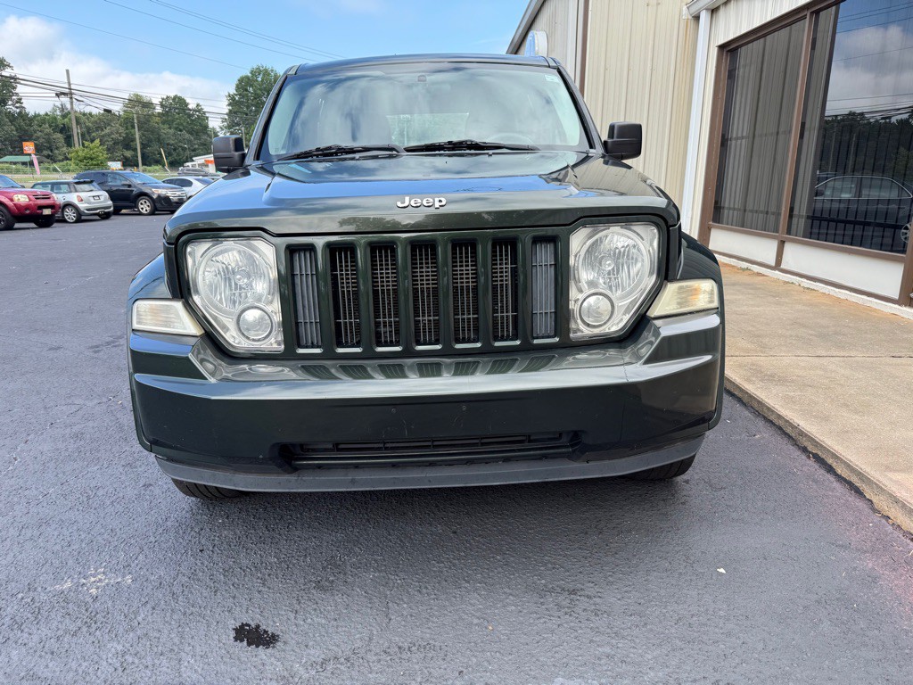 2012 Jeep Liberty Image 16