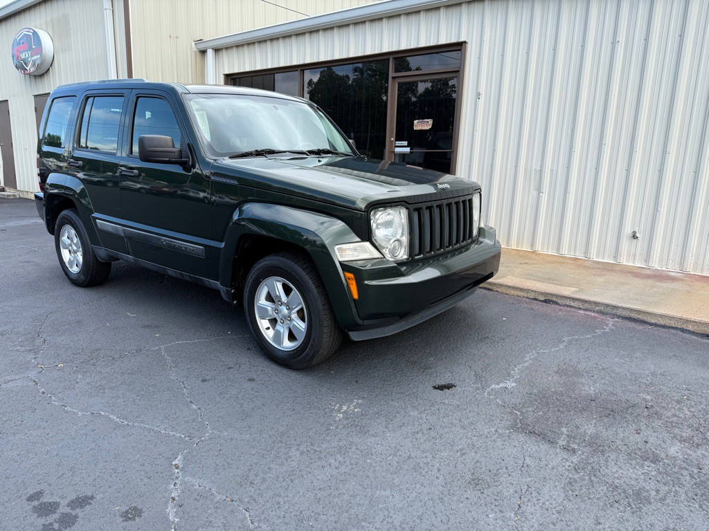 2012 Jeep Liberty Image 18