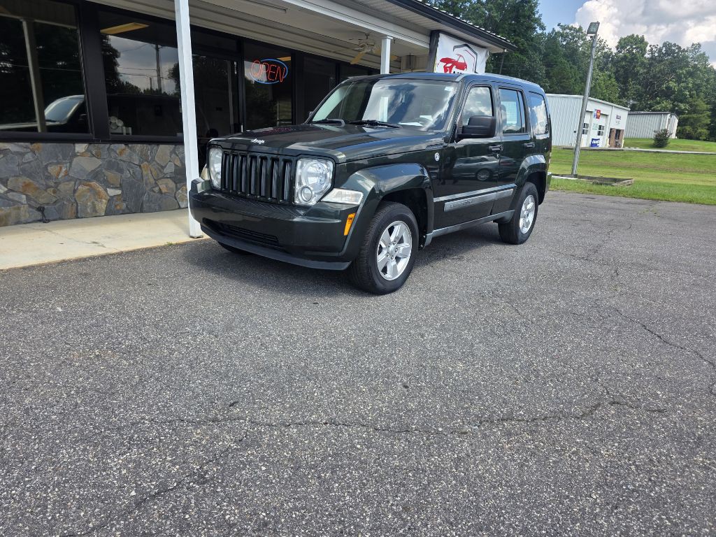 2012 Jeep Liberty Image 1