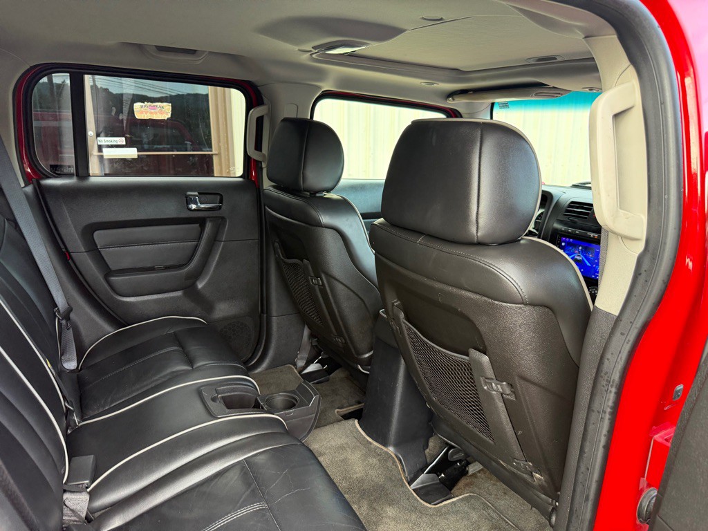 2006 HUMMER H3 Image 8