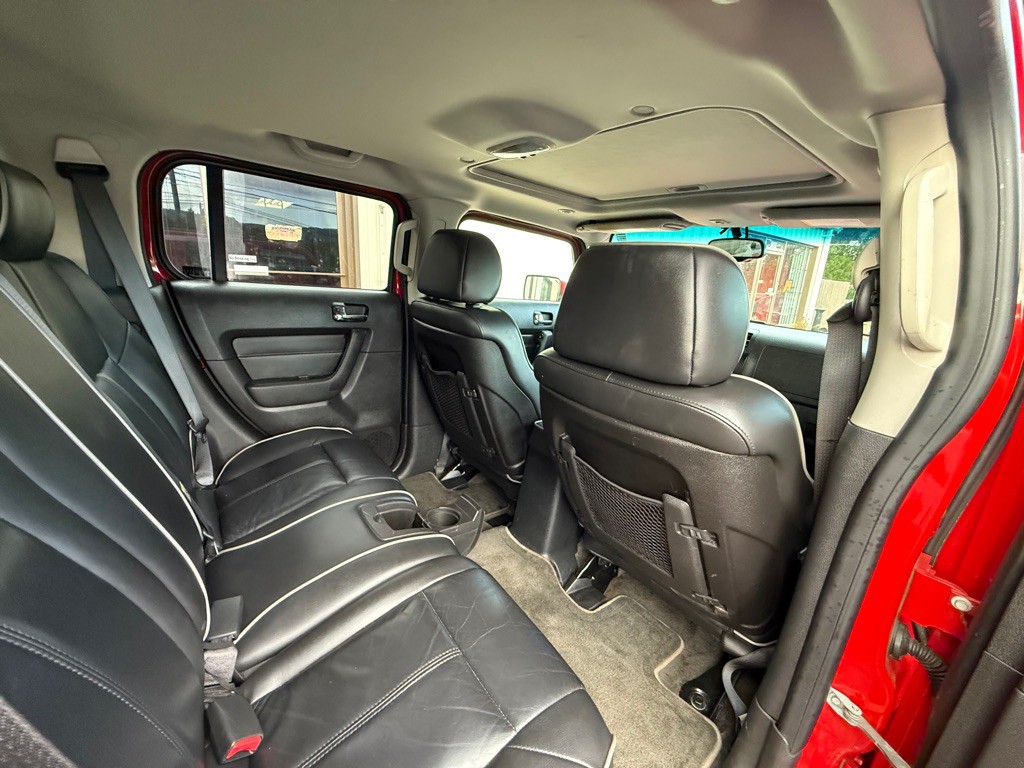 2006 HUMMER H3 Image 12
