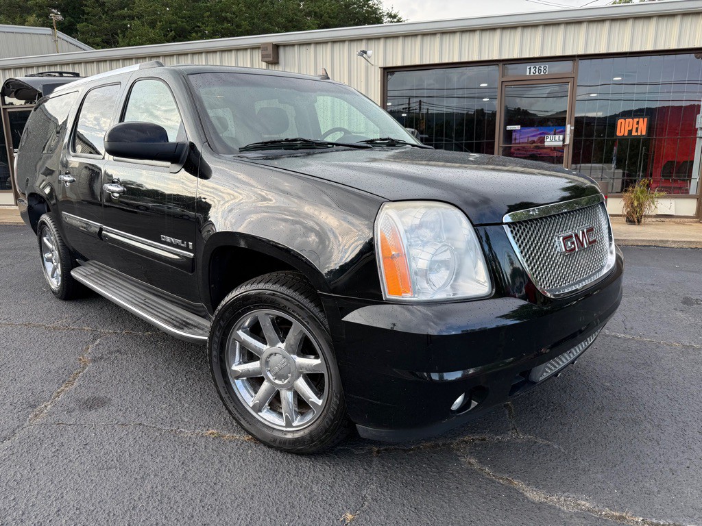 2008 GMC Yukon Image 1