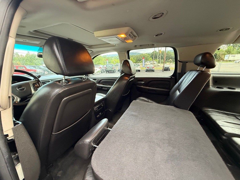 2008 GMC Yukon Image 4