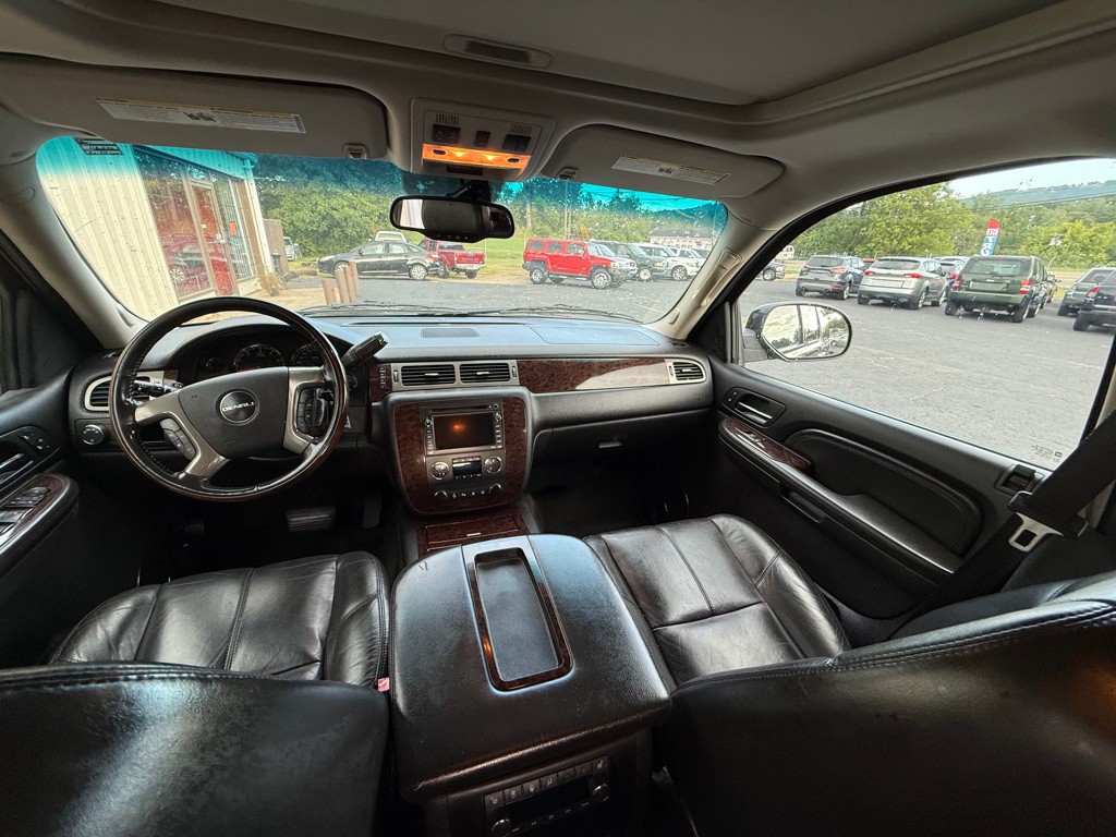 2008 GMC Yukon Image 5