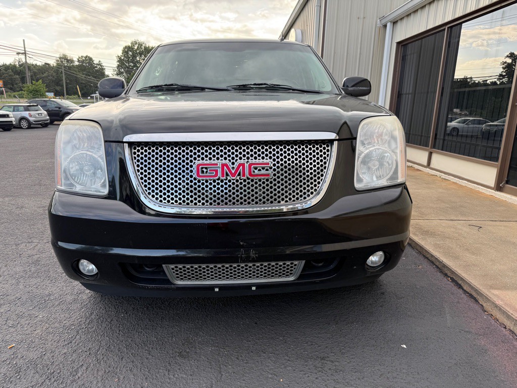 2008 GMC Yukon Image 14