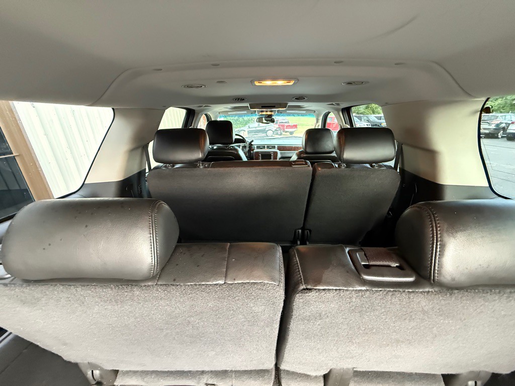 2008 GMC Yukon Image 17
