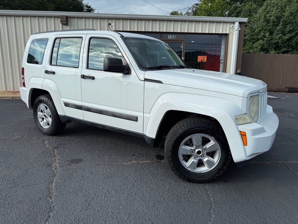 2012 Jeep Liberty Image 4