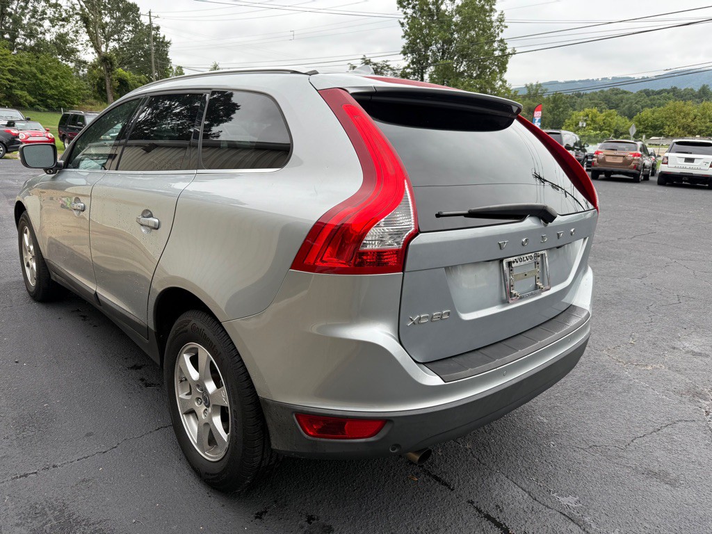 2011 Volvo XC60 Image 15