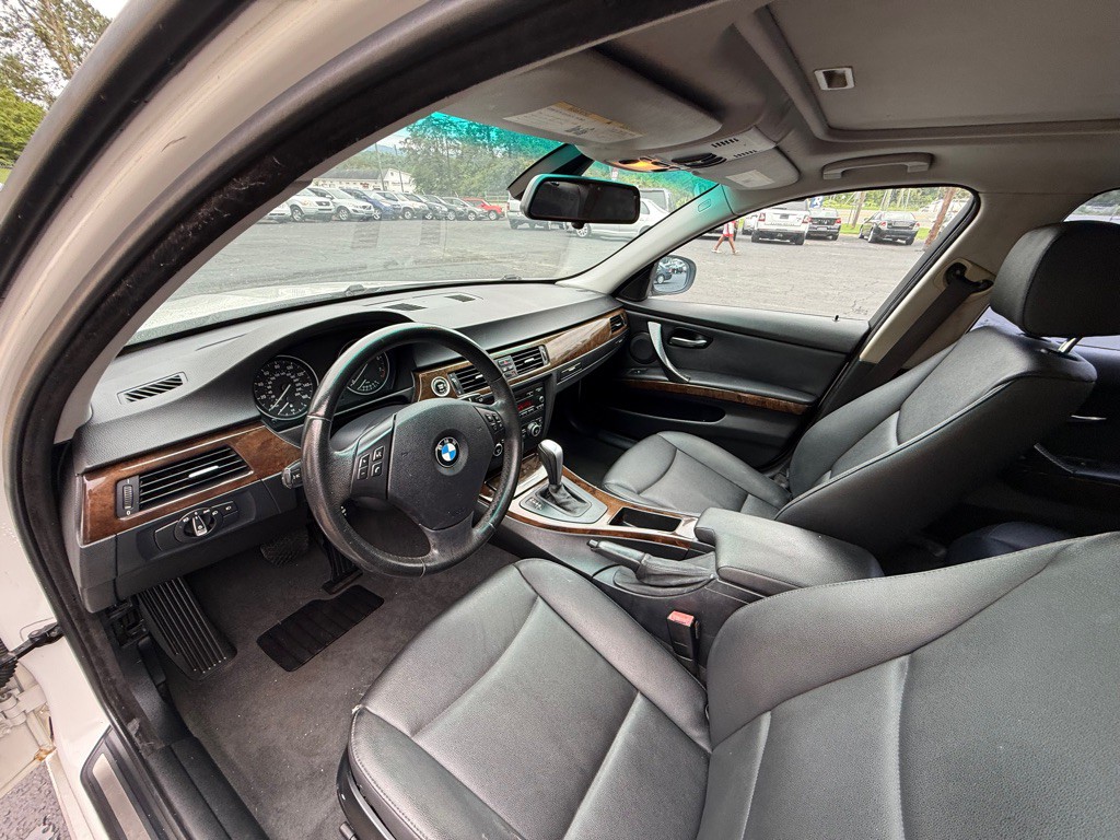2009 BMW 3 Series Image 5