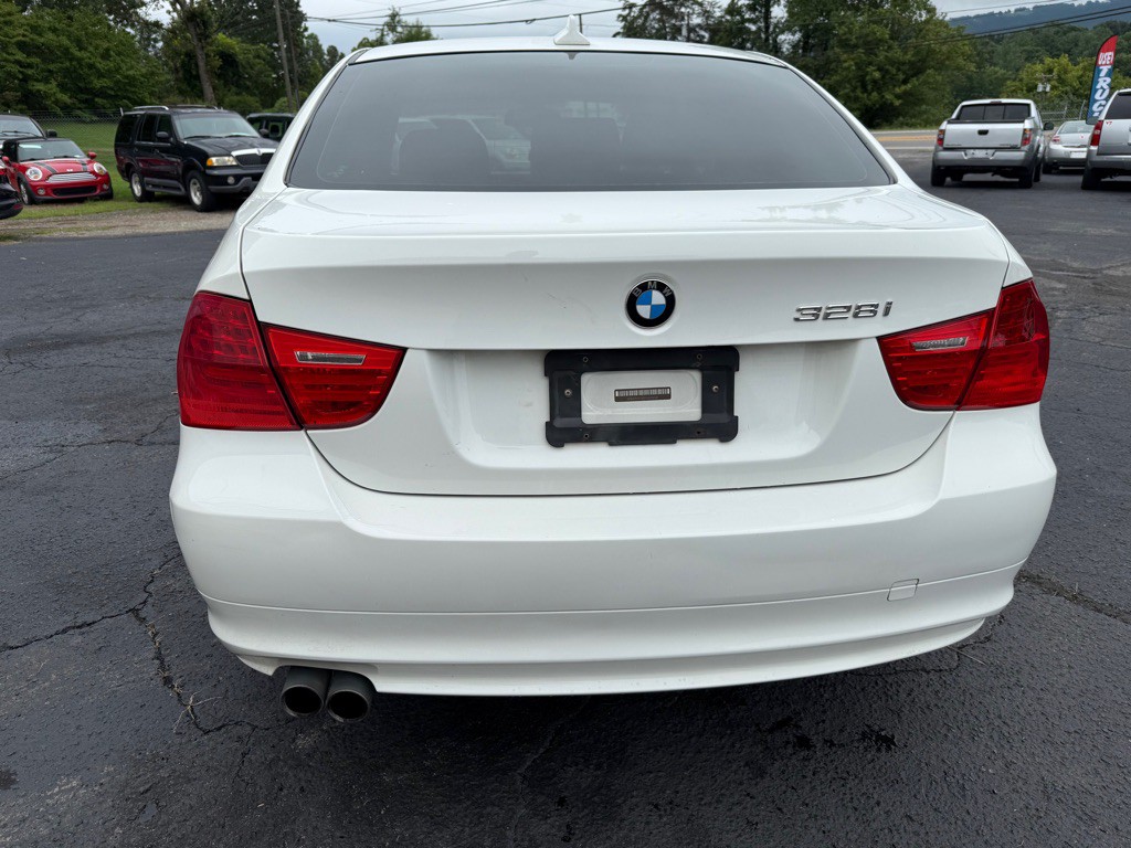 2009 BMW 3 Series Image 8