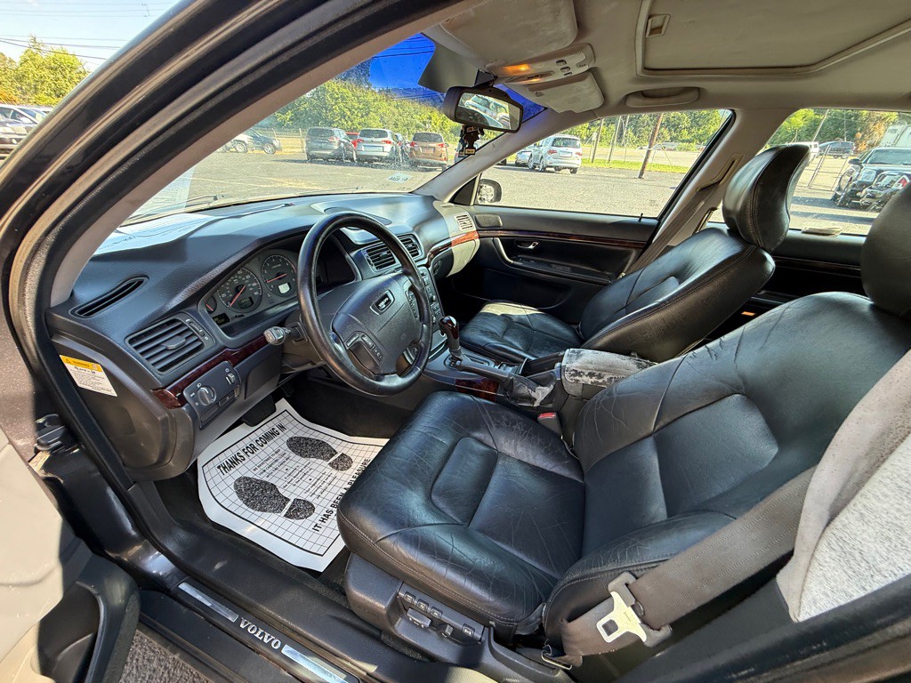 2000 Volvo S80 Image 8