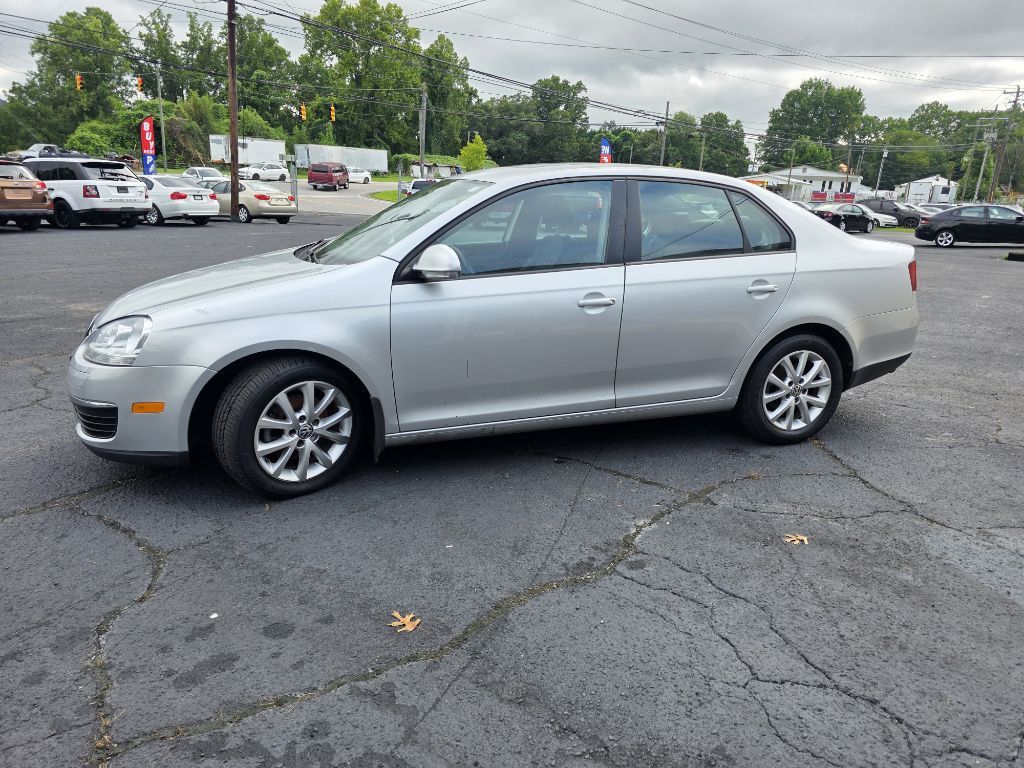 2010 Volkswagen Jetta Image 9