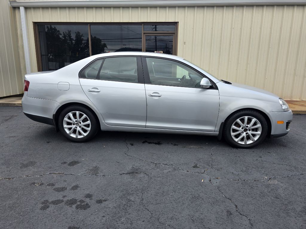 2010 Volkswagen Jetta Image 13