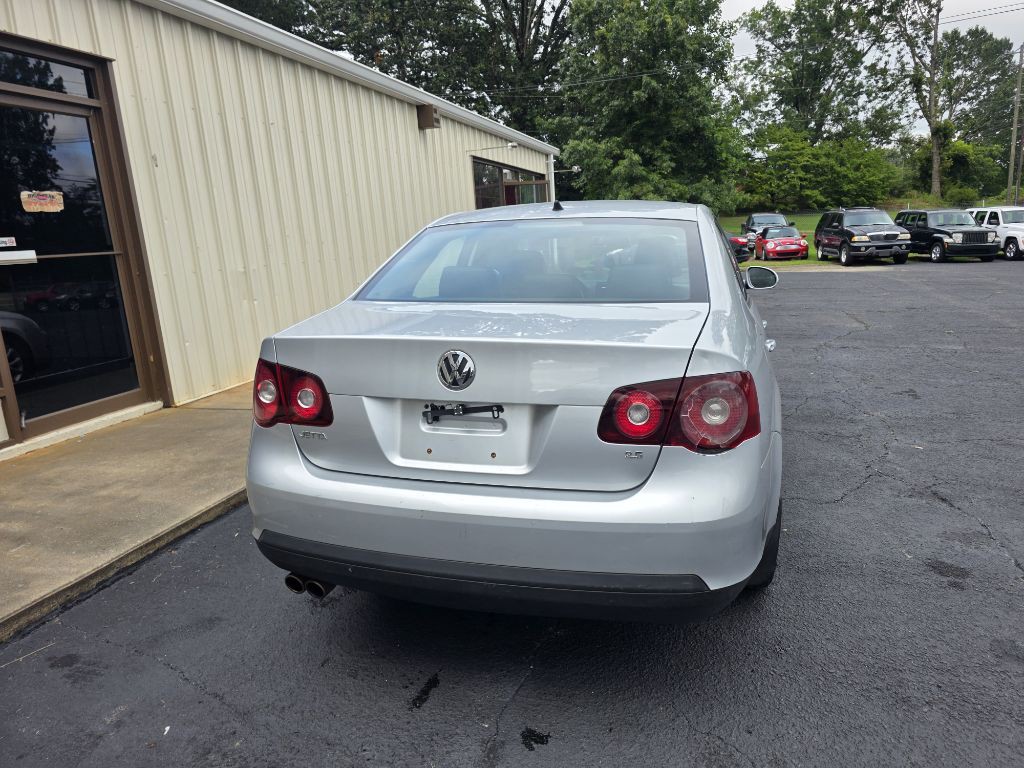 2010 Volkswagen Jetta Image 14