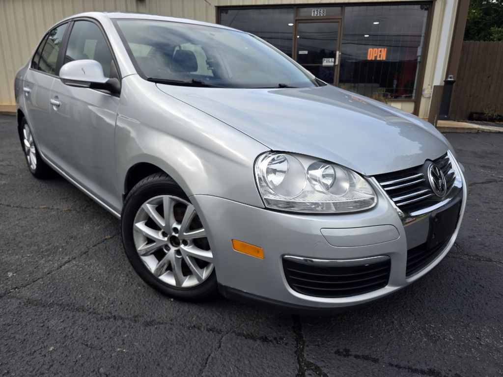 2010 Volkswagen Jetta Image 1